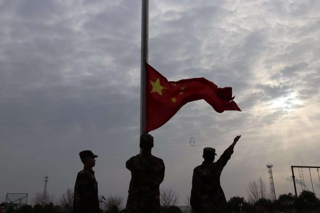 冷知识分享平台 | 别人做一件事,不管是创业还是娶媳妇,都可以靠父母,而我在这些事情上,却一点都靠不了我的父母? - 探索奇闻趣事,发现知识的乐趣