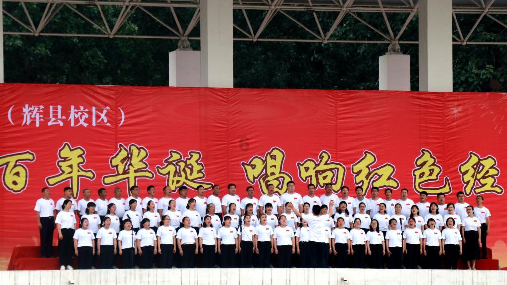 小猫钓鱼游戏龙王版有船