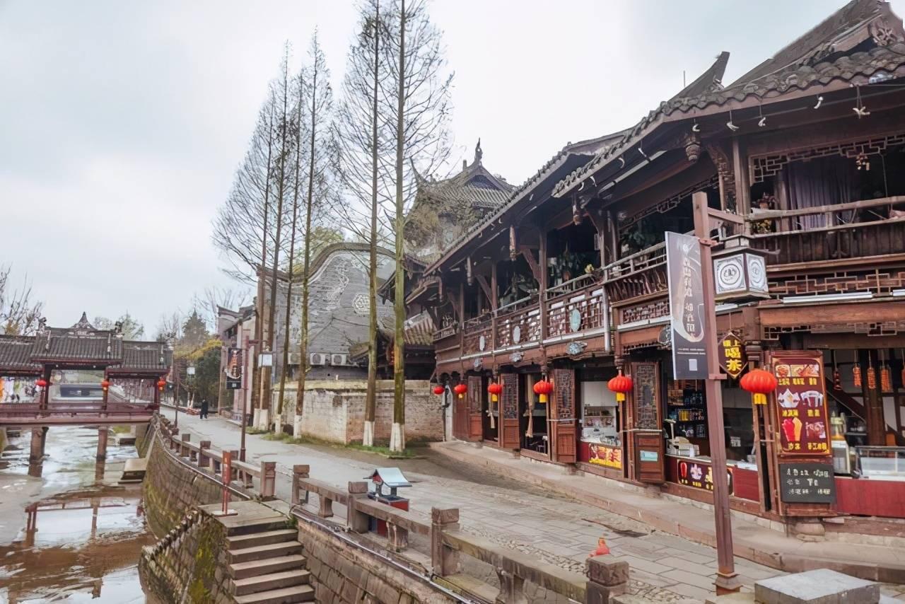 父母想回杭州生活 主城区有哪些风景好的低密产品?