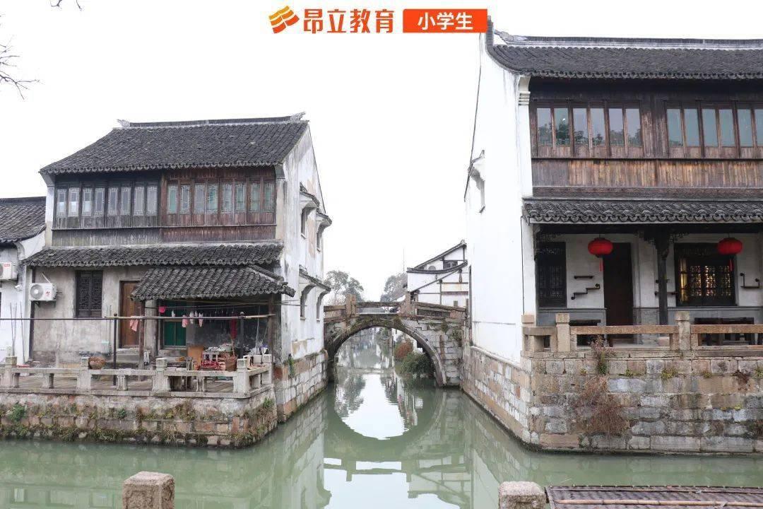 张小磊:当红时下海经商,嫁普通丈夫,如今咋样了?